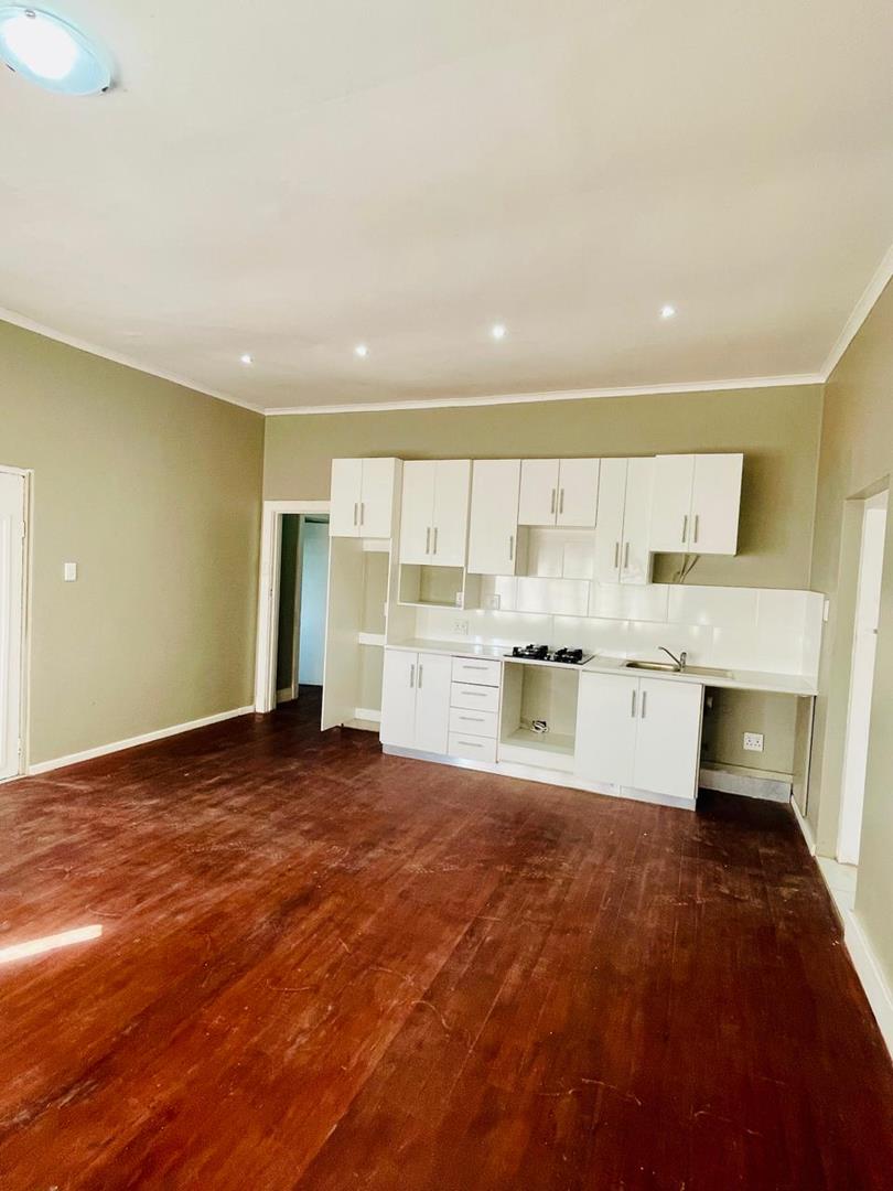 4 Bedroom Property for Sale in Berea Eastern Cape